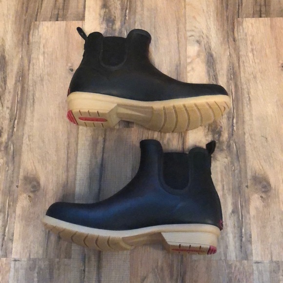 chooka bainbridge chelsea ankle boot